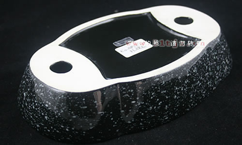 英国皇冠ROYAL CROWN骨瓷双斗烟灰缸(黑色)-2