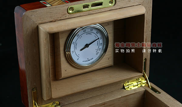 精美松木烟丝保湿盒-2