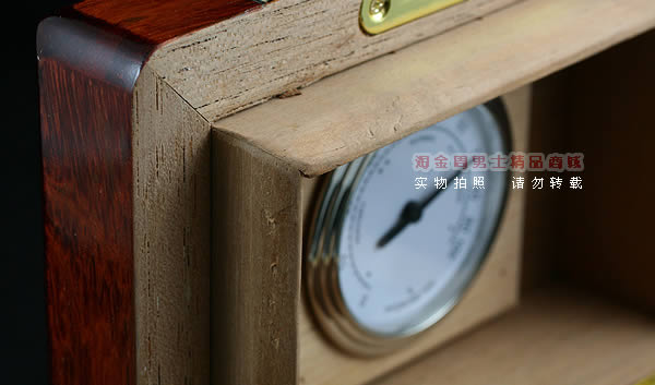 精美松木烟丝保湿盒-4