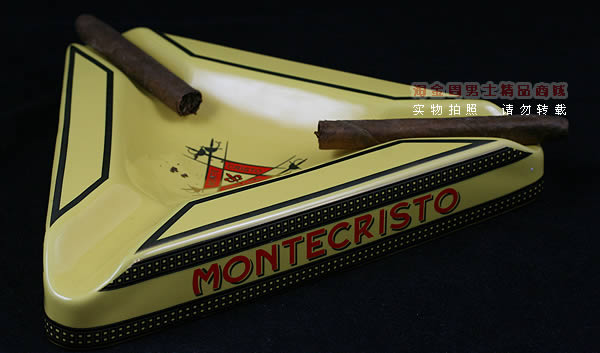 蒙特Montecristo陶瓷三角烟灰缸-AT0003-1