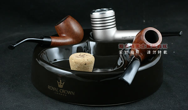 英国皇冠ROYAL CROWN骨瓷烟斗烟灰缸T700-1