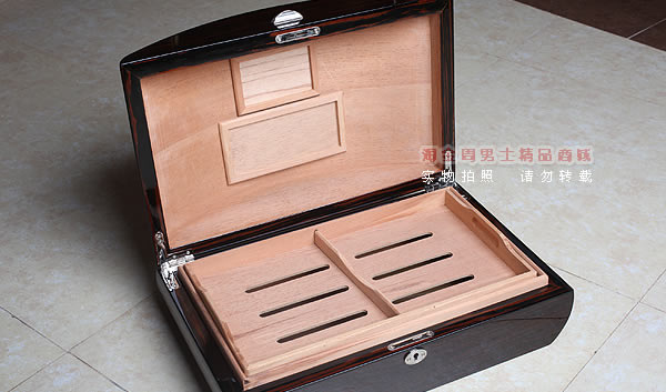 香柏木雪 茄保湿木箱 大卫杜夫原单雪茄盒带电子湿度计SK1037-2