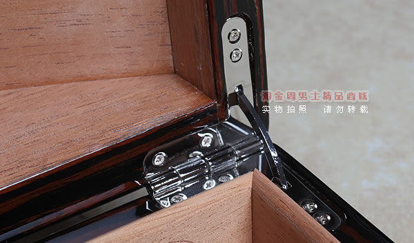 香柏木雪 茄保湿木箱 大卫杜夫原单雪茄盒带电子湿度计SK1037-5