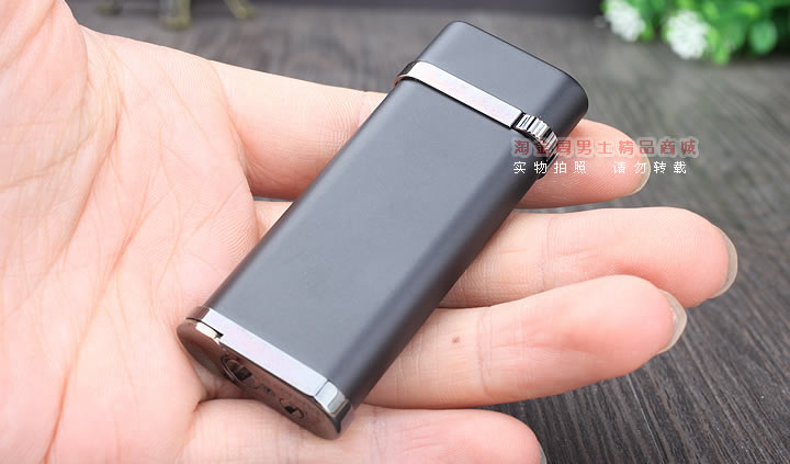 淘金周 原装进口日本皇冠Im Corona打火机窄身磨轮打火机03-1503-8