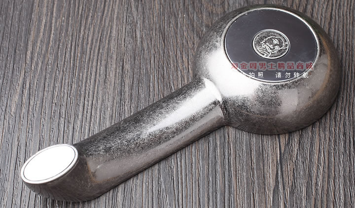 �¹�����֧������ѩ���̻Ҹ� ����Я��-1