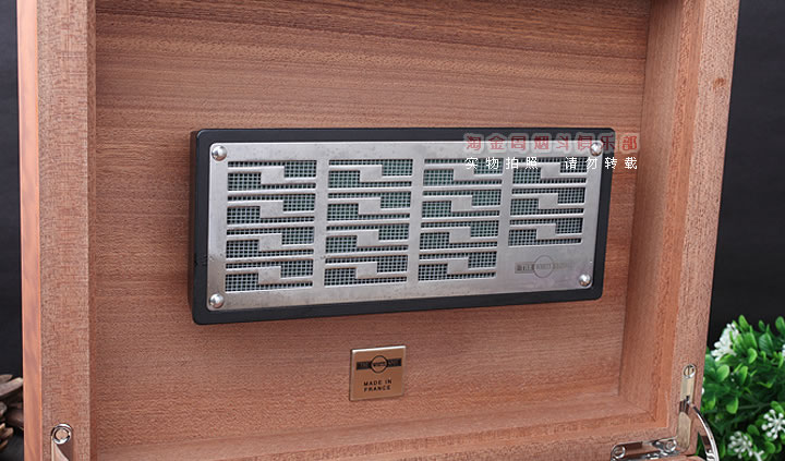 英国登喜路Dunhill 香柏木 雪茄盒 50支装HS7508-4