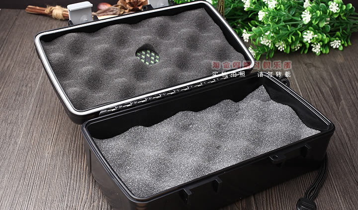 新款 美国Xikar西卡雪茄保湿盒 户外便携密封防水 10支210XL-1